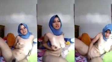 Bokep Jilbab Sange Gak Tahan Minta Langsung HD Viral poster
