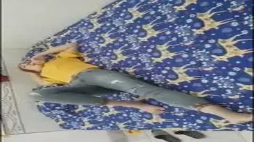 Gadis Cantik Pasrah Goyang Kasur Kost Bareng Pacar poster