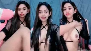Grepe Maut Cewek Dada Besar Baju Ketat poster