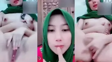 Jilbab VCS Indo Viral Disebar Mantan Ngentot Hot poster